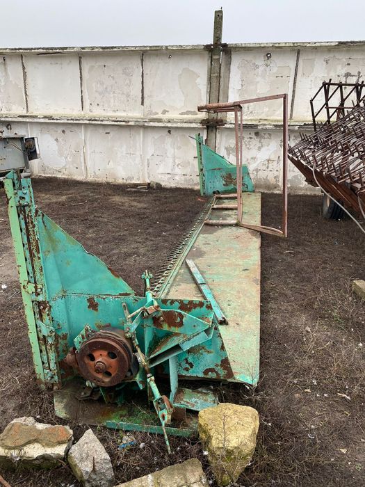 Продам комбайн акрос
