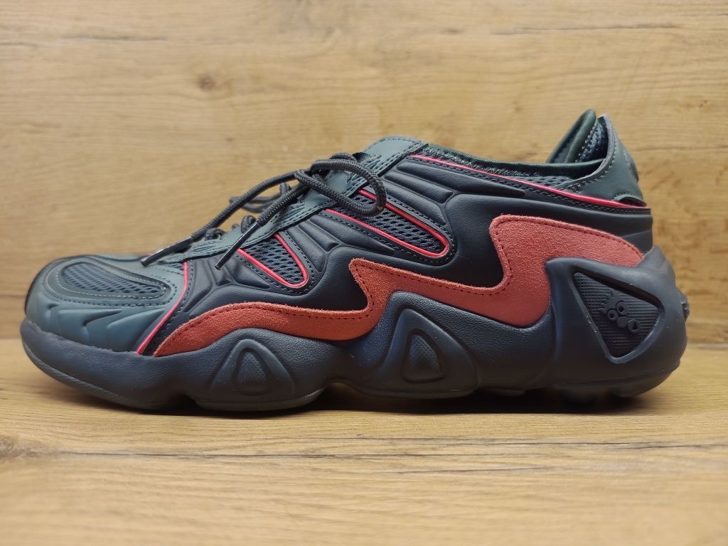 Adidas Fyw S 97 rozmiar 45,1/3