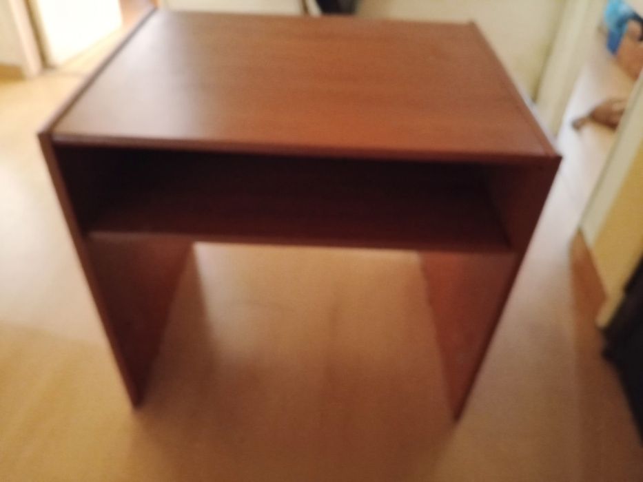 Secretaria em cerejeira