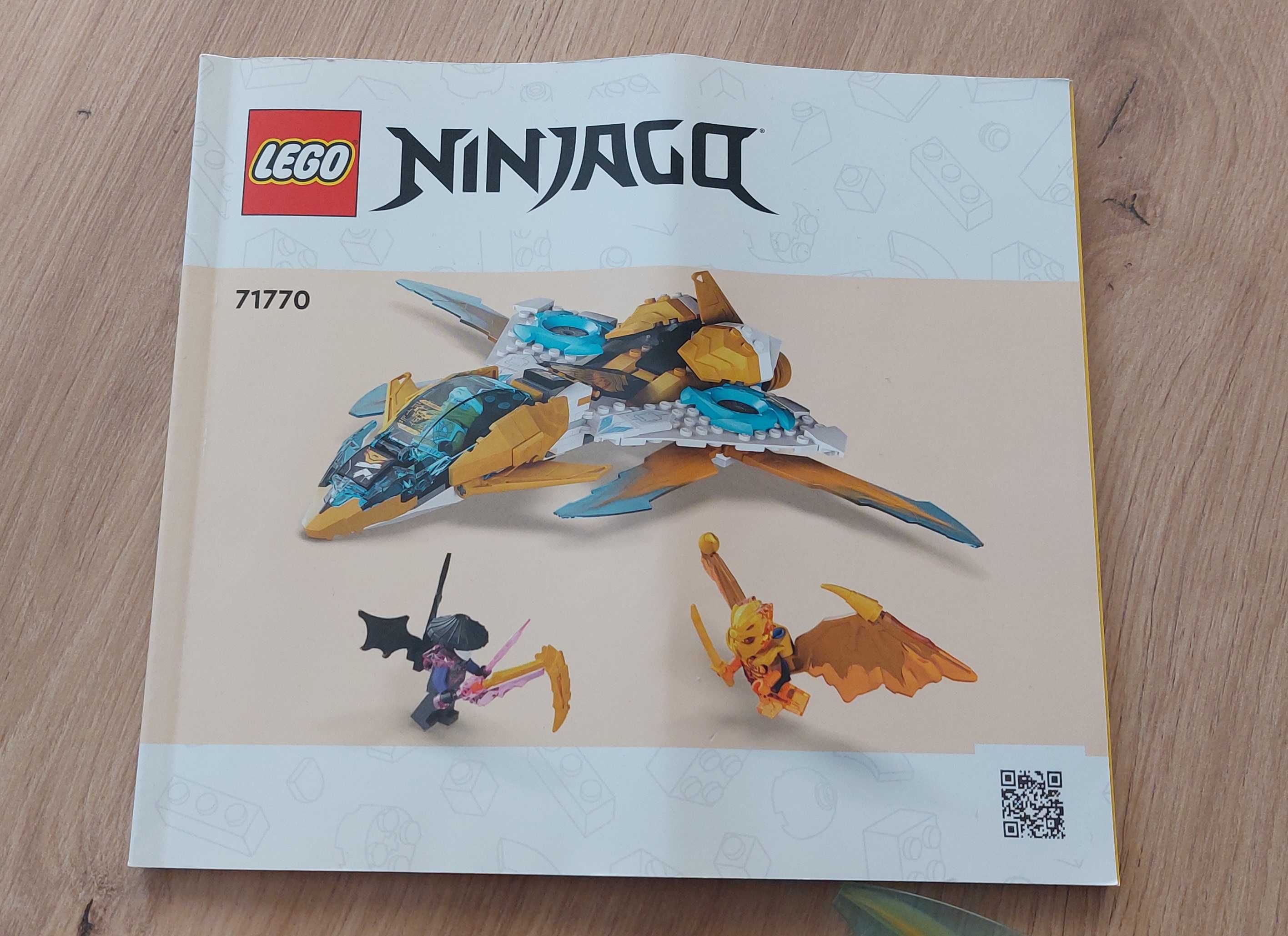 Lego 71770 Złoty odrzutowiec Zane'a