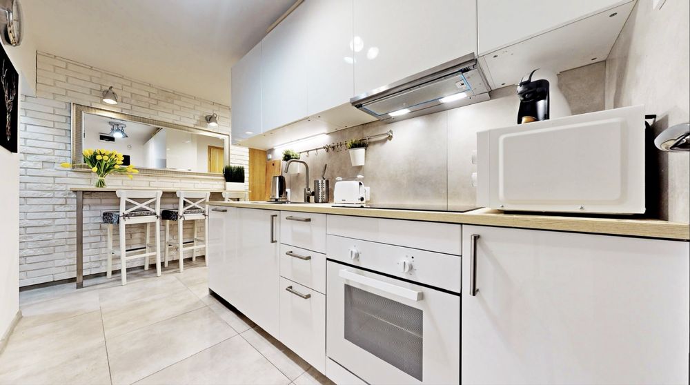 Duży Pokoj - Praga Północ - Metro Wileńska