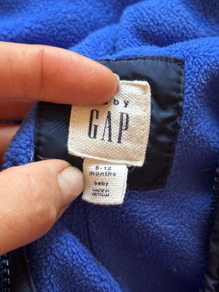 Зимовий комбінезон Gap 6-12 місяців