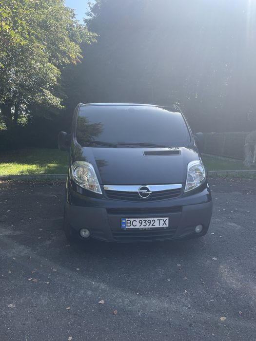 Opel Vivaro 2012