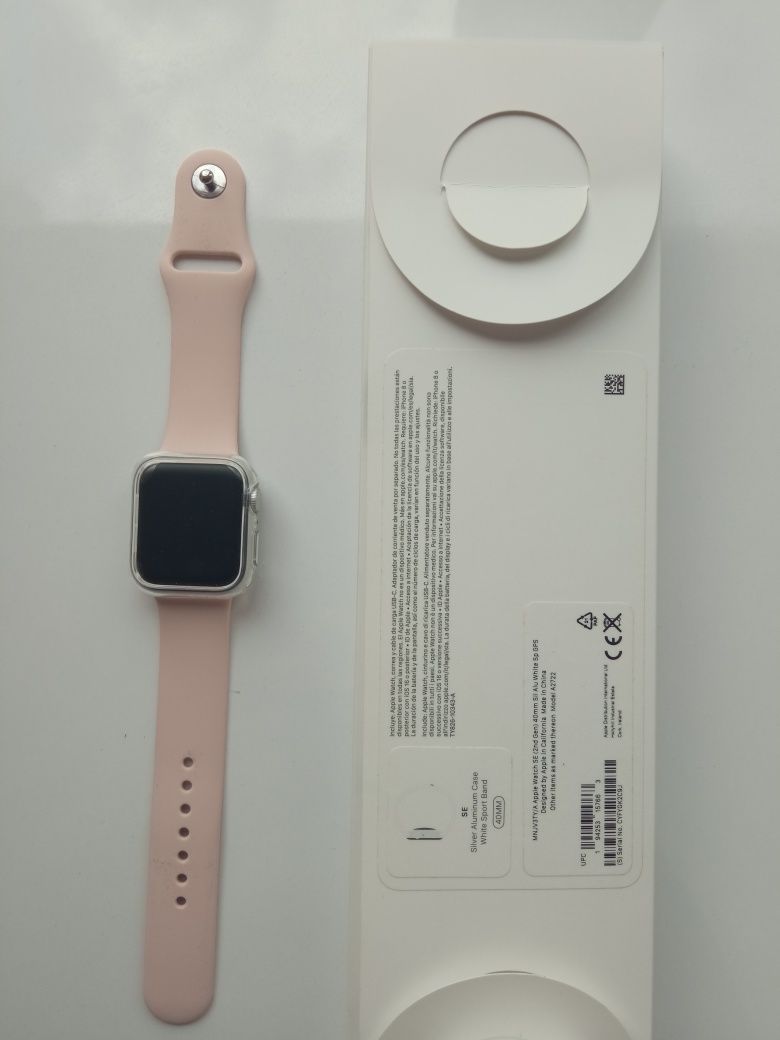 Apple watch SE 2  годинник Apple