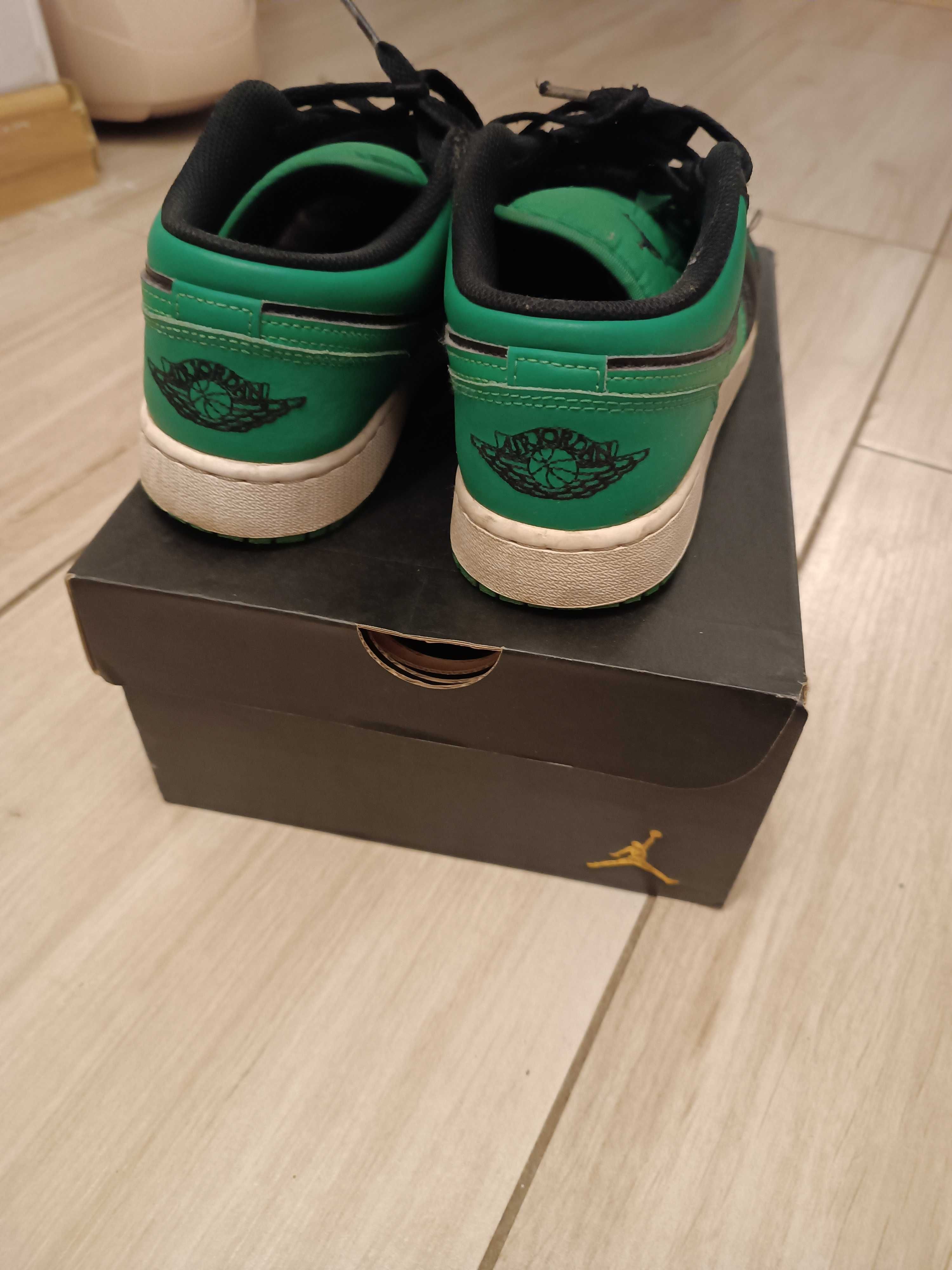 Nike air jordan 1 low green black