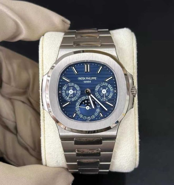 Patek Philippe 5740g Nautilus