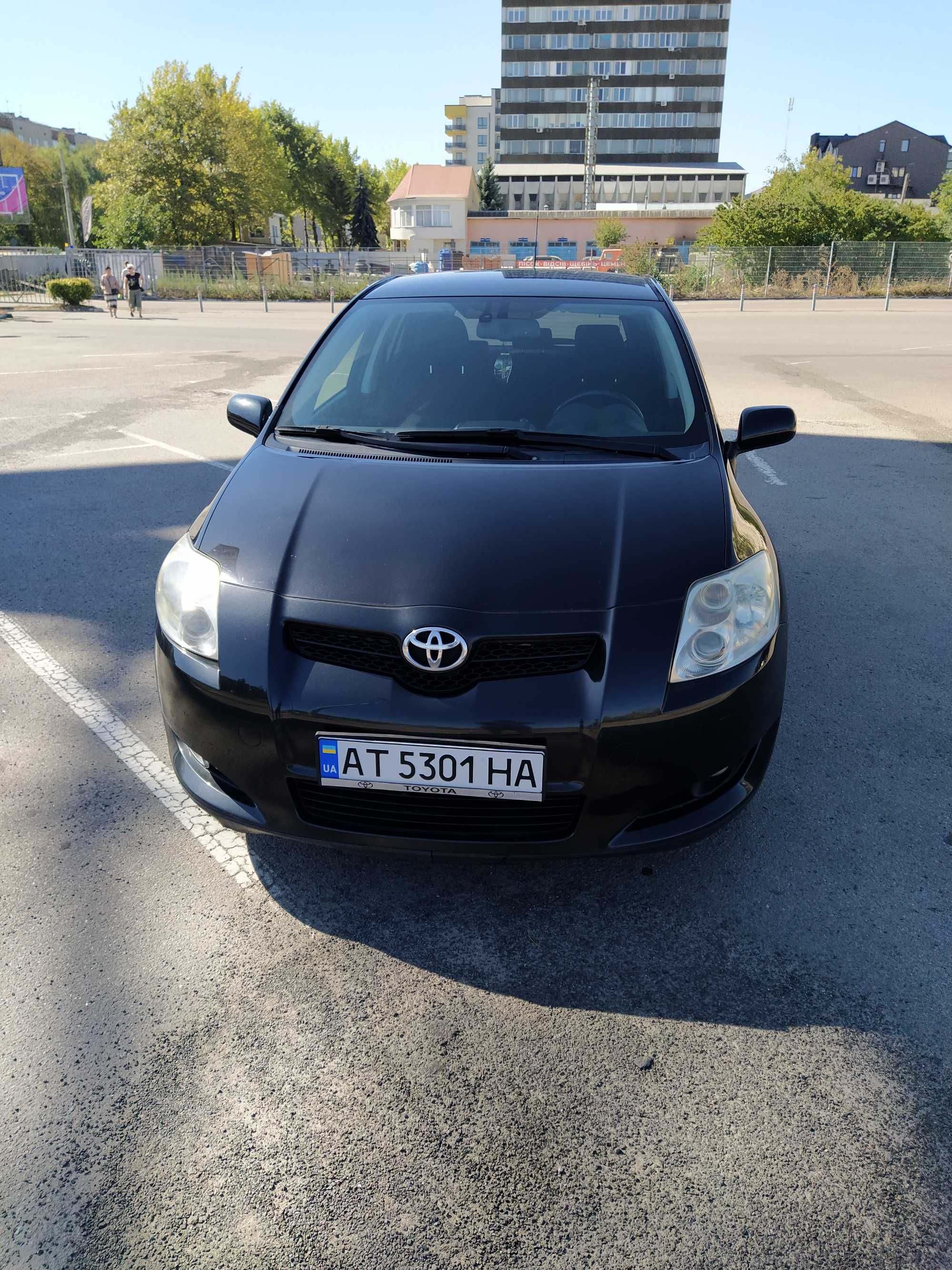 Автомобіль Toyota auris 2008