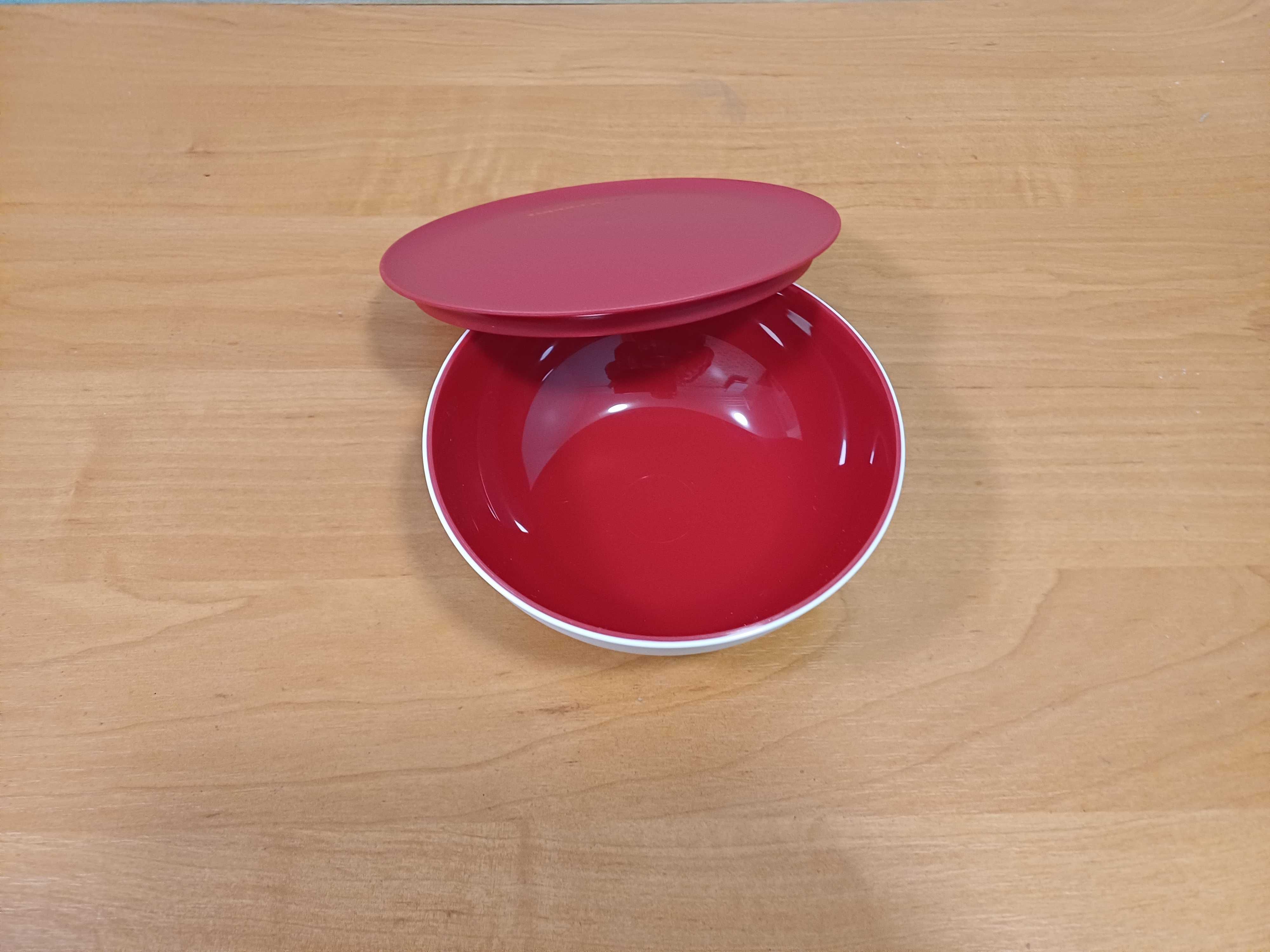 Чаши Аллегро 275 мл с крышками Tupperware, 2 шт б/у, 1 шт новая. Пиалы