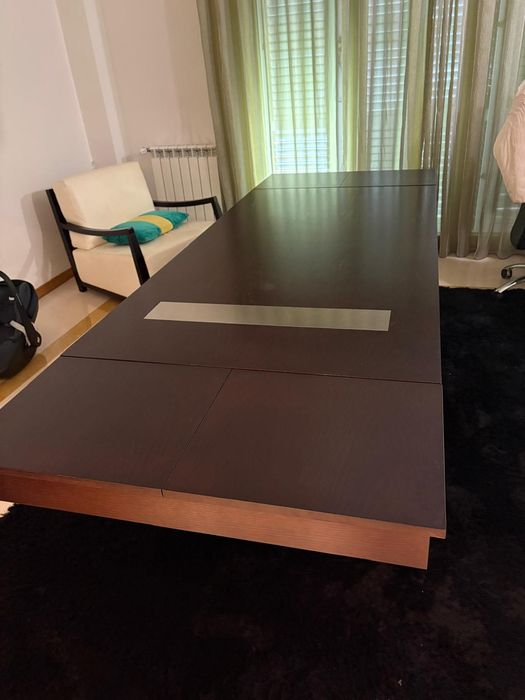 Mesa de jantar grande