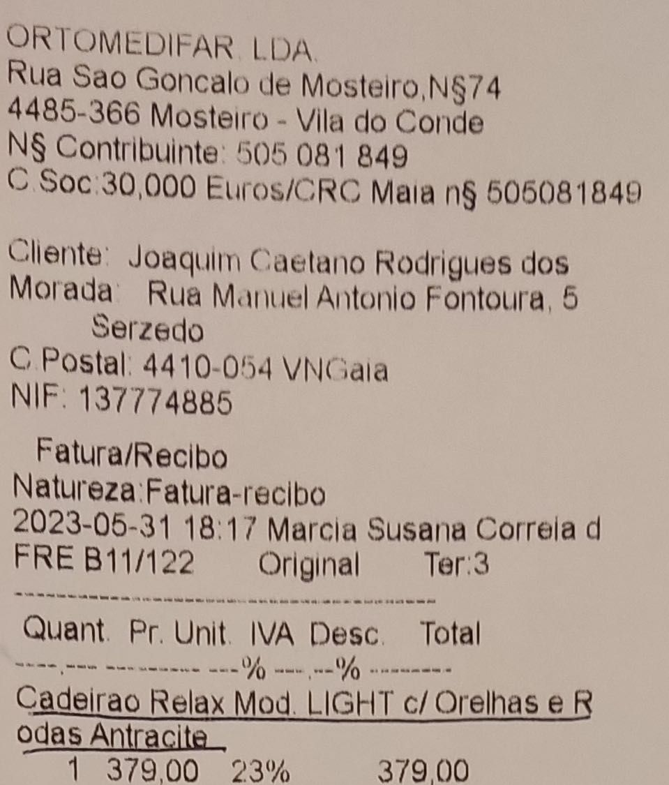 Cadeirão relax geriátrico com orelhas e rodas, como novo