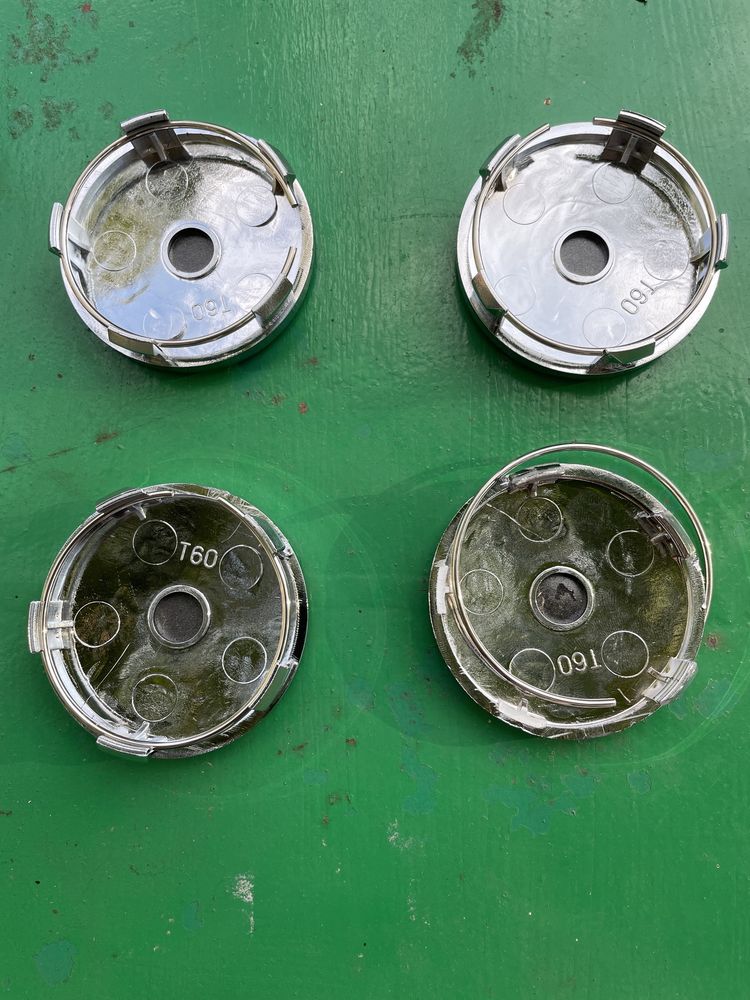 Колпачки на титановые диски с логотипом део