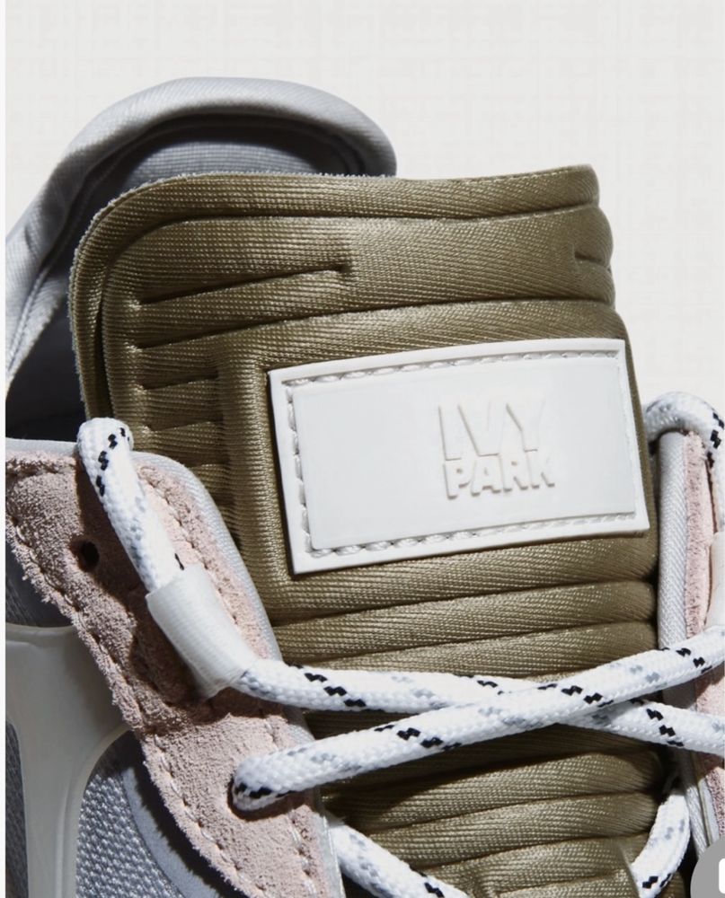 Мужские кроссовки Ivy Park x Adidas Nite Jogger Camo
