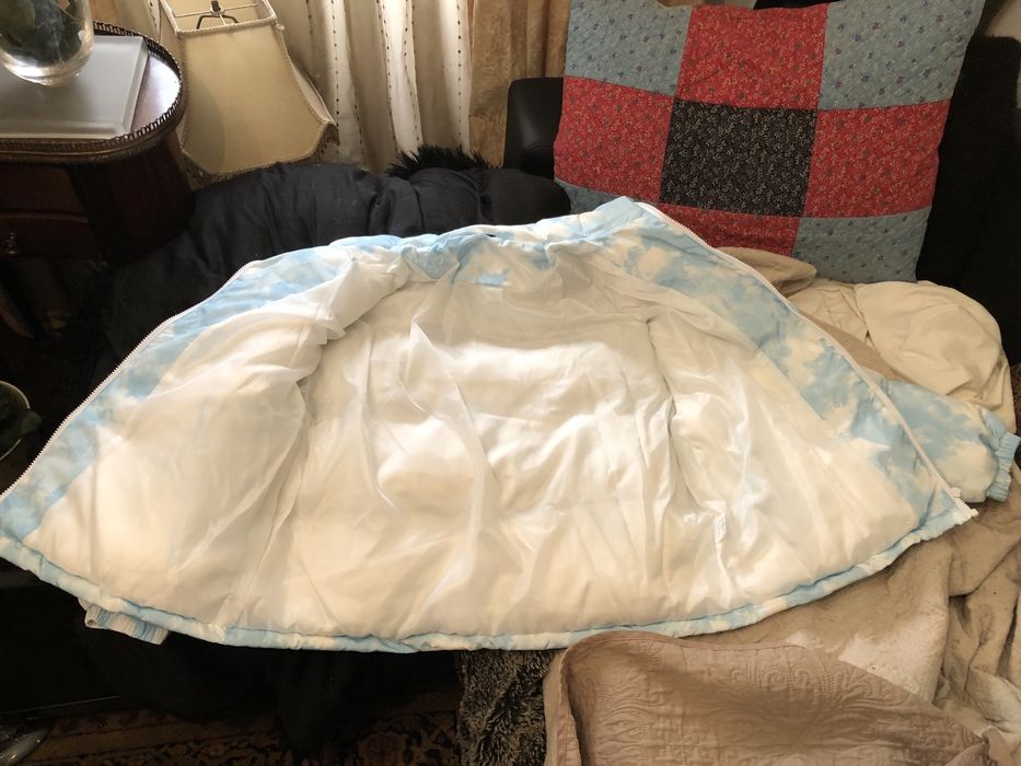 Blusao Novo tipo penas estanpado