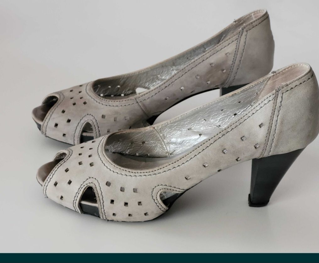 CARINII 39 buty szare eleganckie SZPILKI odkryty przód r.39 SKÓRA