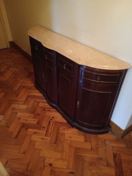 Consola com tampo em pedra mármore