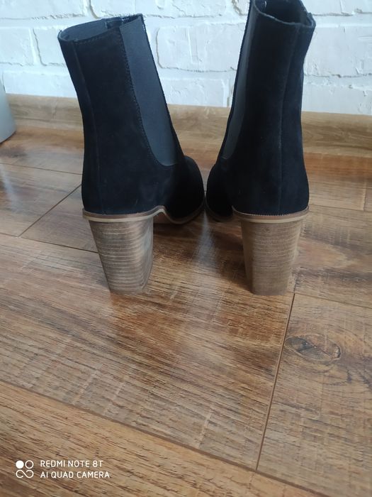 Ботильоны, ботинки,жіноче взуття 41 размер Замша Ботільони замшеві 41