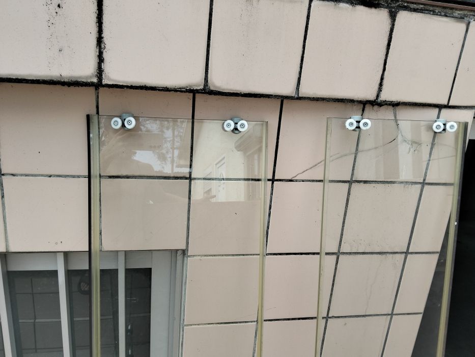 Portas de vidro para polibans