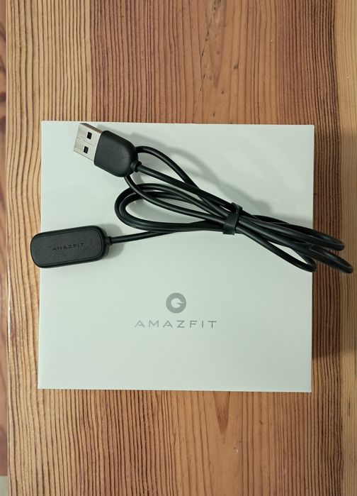 Smartwatch Amazfit GTS bege e rose gold