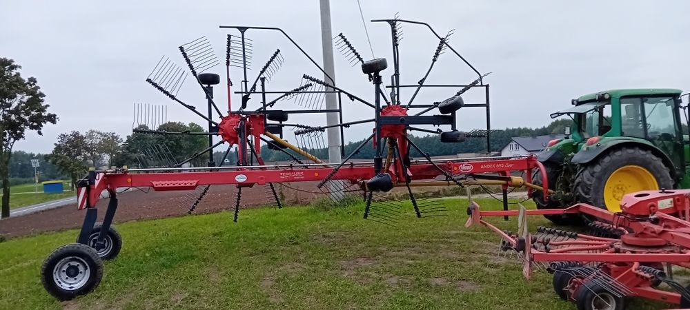 Zgrabiarka  Vicon andex  693