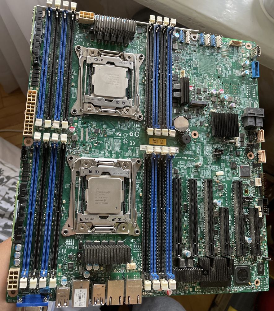 Сервер-робоча станція на 2-х Xeon e5-2697v4, Intel s2600cw, 32Gb ecc
