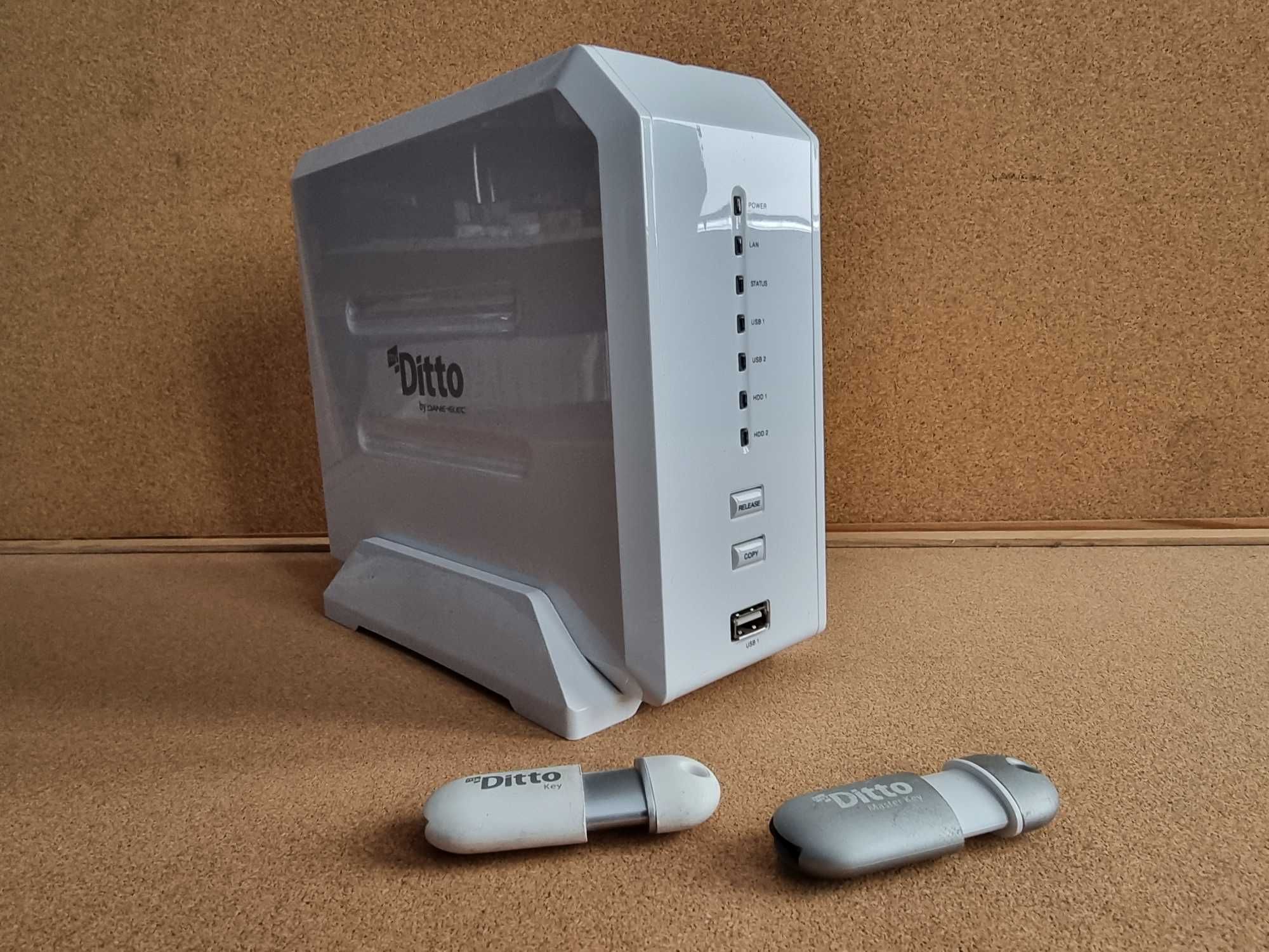 Serwer plików NAS myDitto Dane-Elec na 2HDD USB LAN 2 klucze USB
