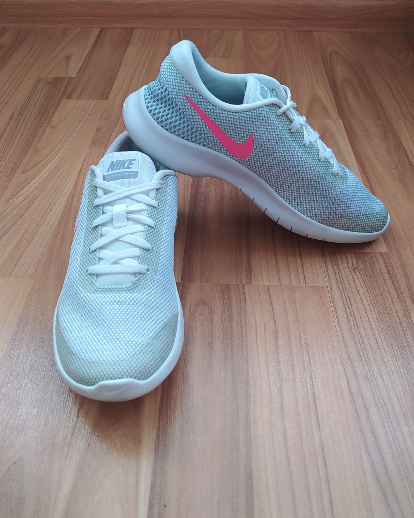 Повітряні кросівки  Nike FLEX 40,р