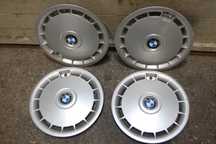 KOŁPAK KOŁPAKI BMW E32 E34 E46 R15 36131129843 ORYGINAŁ