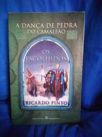 A Dança da Pedra do Camaleão: Os Escolhidos, de Ricardo Pinto