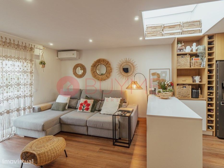 Apartamento T2 Renovado com Terraço e Piscina - Vilamoura