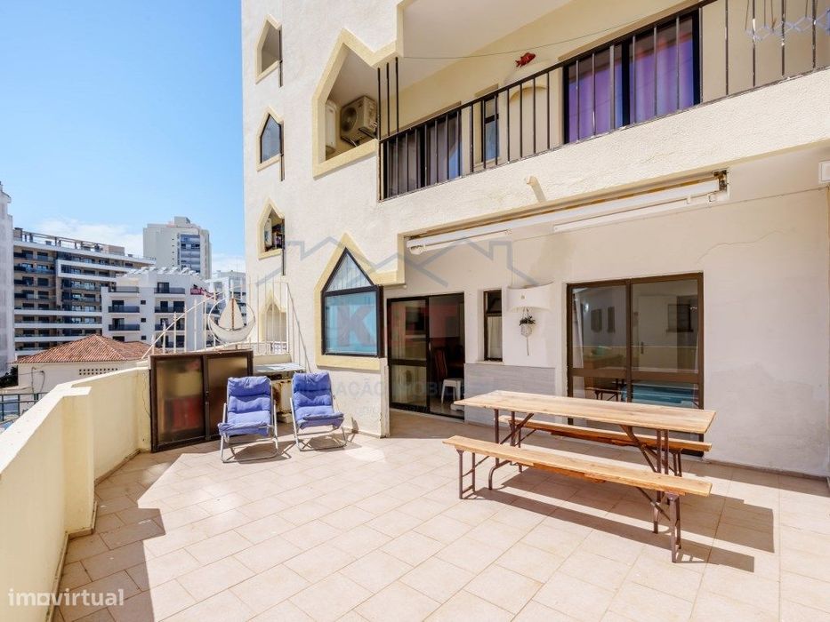 Apartamento T1+1 na Praia da Rocha