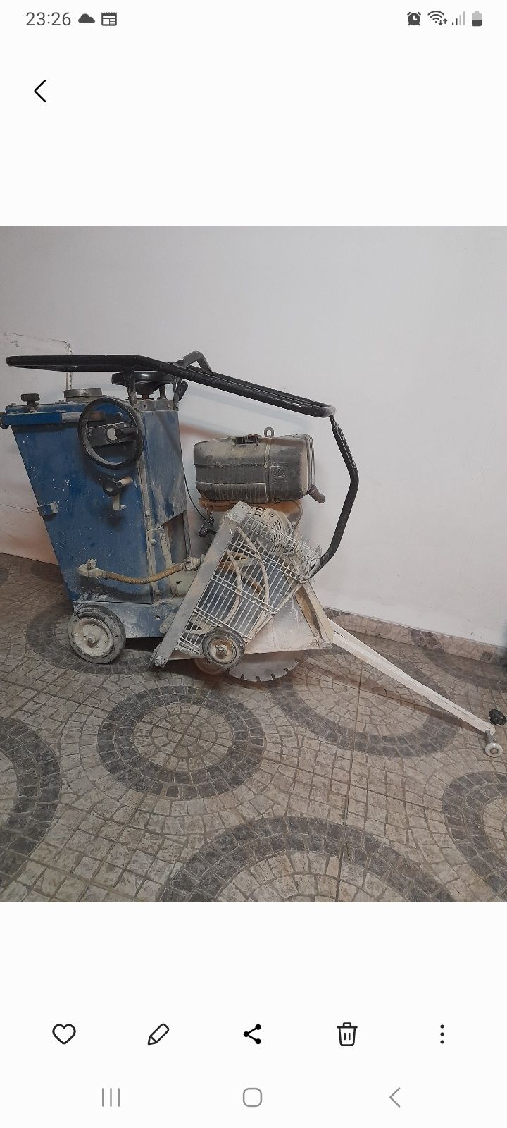 Vendo máquina de corte de betão