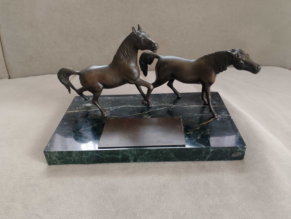 Rzeźba brąz konie