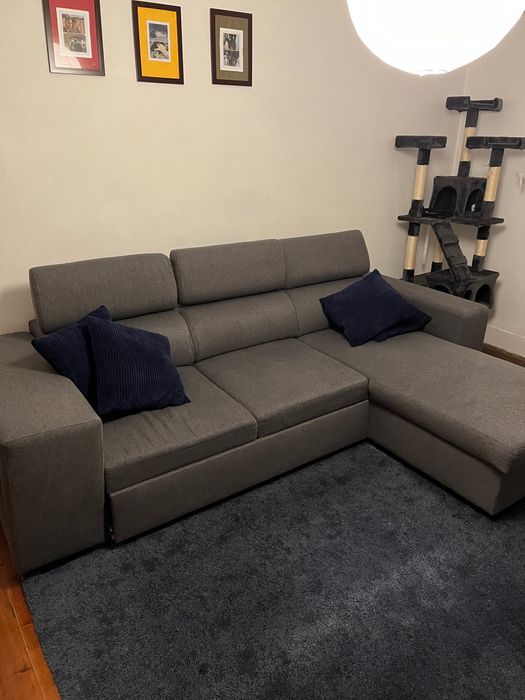 Sofá-cama c/ chaise longue, baú e dois puffs (excelente oportunidade)
