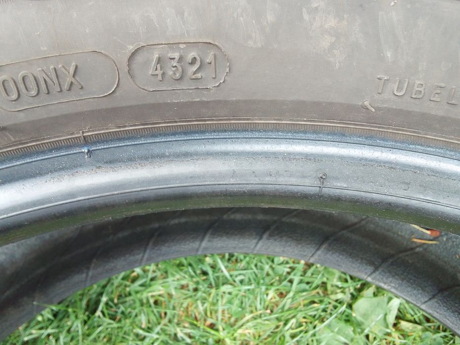 Opona zimowa 275/50r20 MICHELIN 2021r