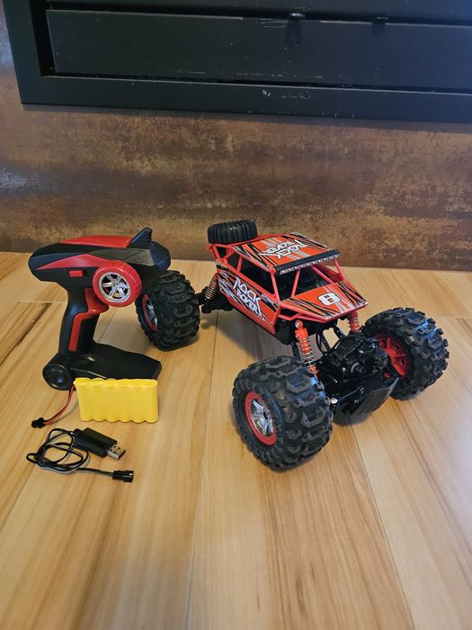 Carro telecomandado com bateria recarregável