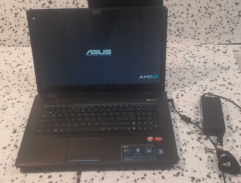 Laptop Asus 17,3 