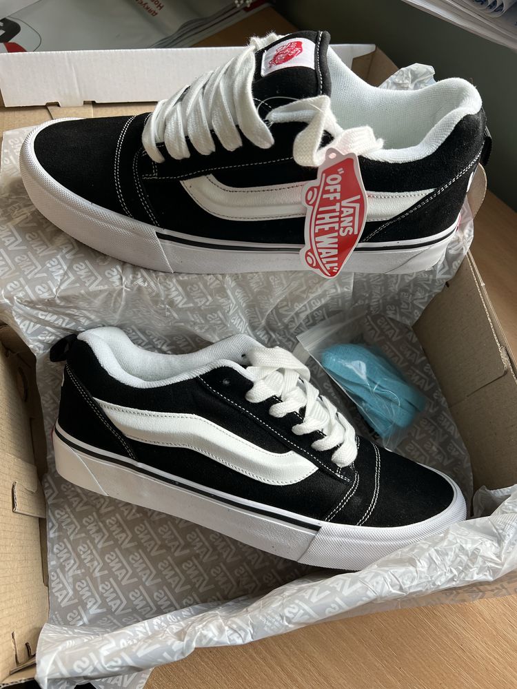 Vans чоловічі та жіночі