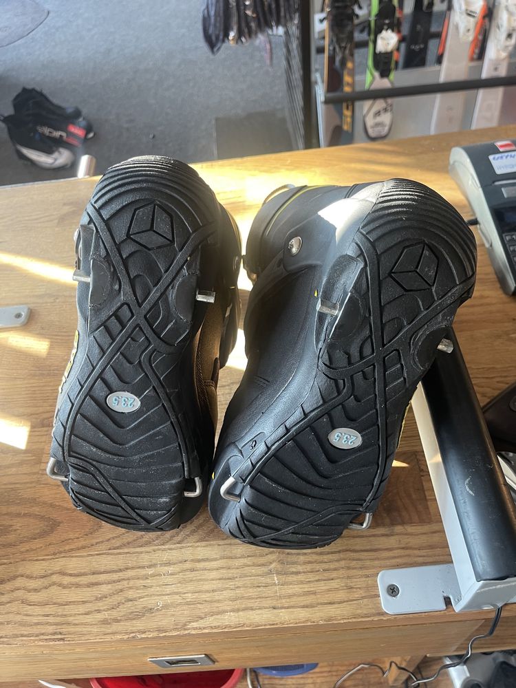 Nowe Buty snowboard Step in Head SXI rozm 23,5 powystawowe