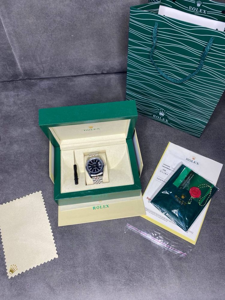 Часы механические Sky Dweller 41мм полный комплект Rolex