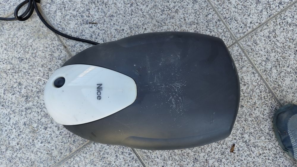 Motor de portão garagem Nice