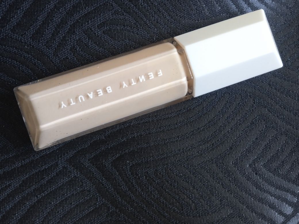 Fenty Beauty we're event korektor 130W