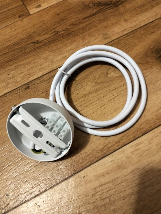 Puszka sufitowa do lampy