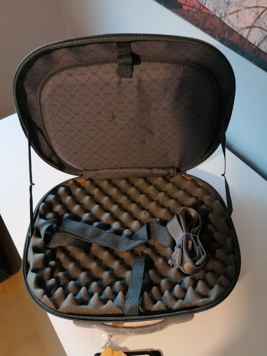 Pancerna walizka APC na laptop, ultra lekka!