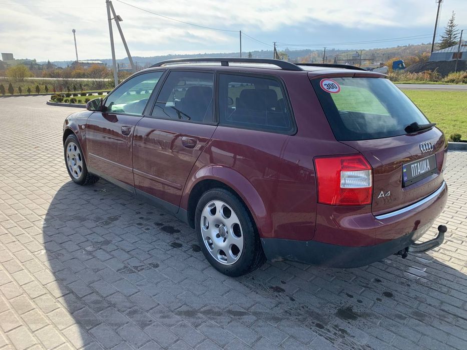 Продається Audi a4 b6 не розмитнена присутній хороший торг