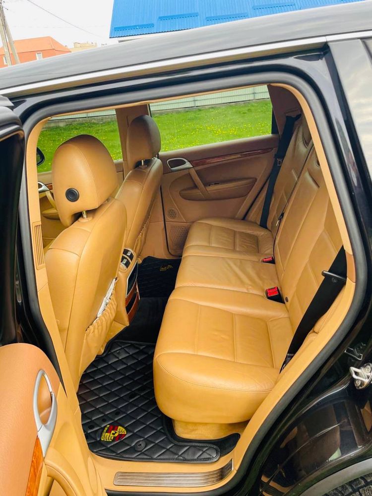 Продам Porsche Cayenne