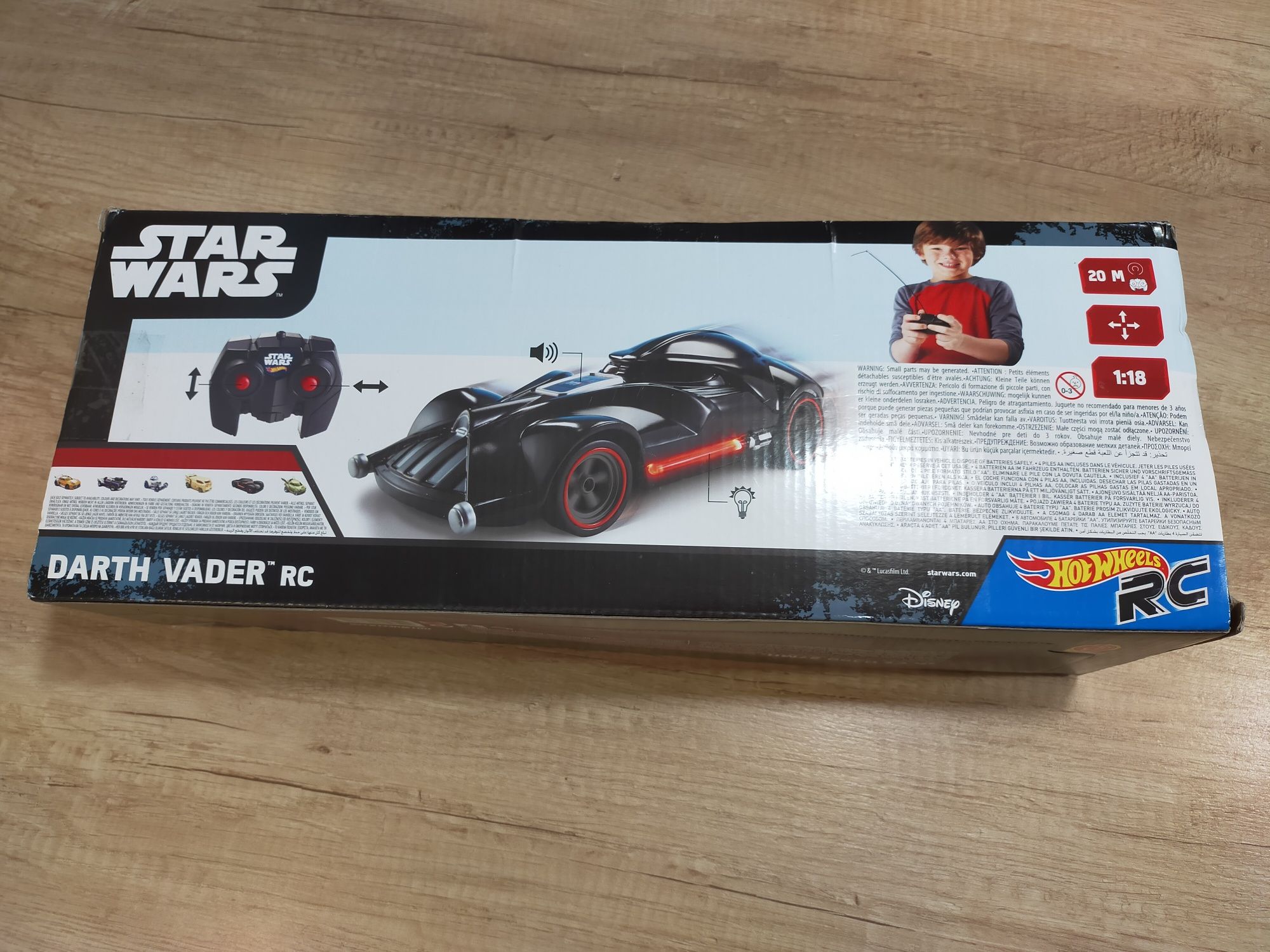 FBW75 Star Wars Darth Vader RC pojazd z lampkami i