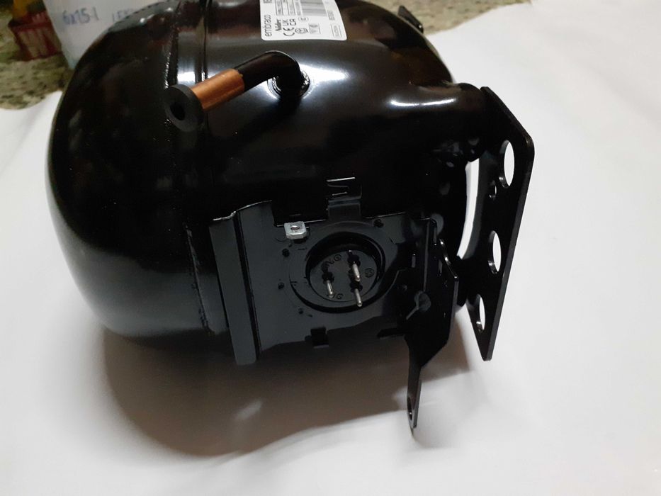 Sprężarka Embraco NEK2125GK