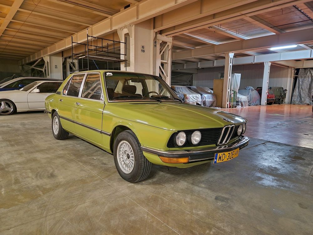 BMW E12 automat, zabytek