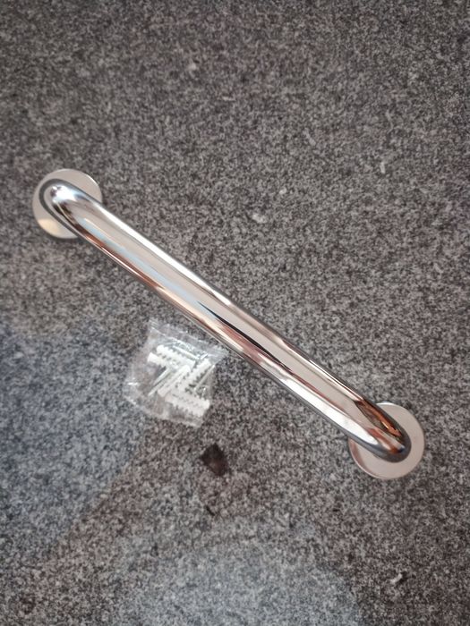 Barra de apoio para duche ou banheira com 0,30 cm
Suporta até 150kg. M