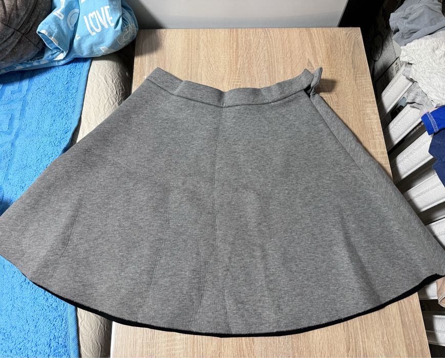 Cos спідниці 44 р